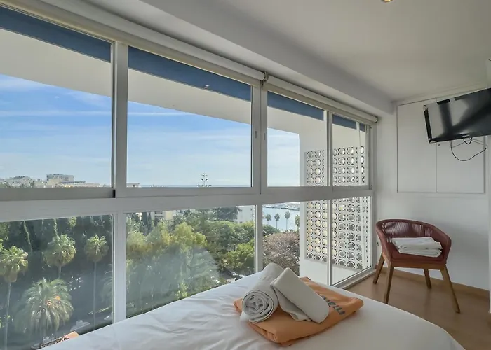 Skol 510a Front Line 2 Bedrooms Апартаменти *