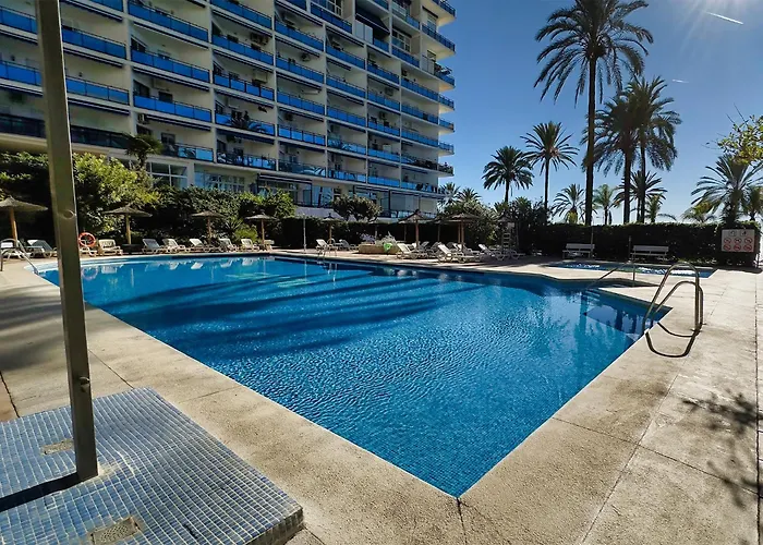 Skol 510a Front Line 2 Bedrooms Апартаменти *