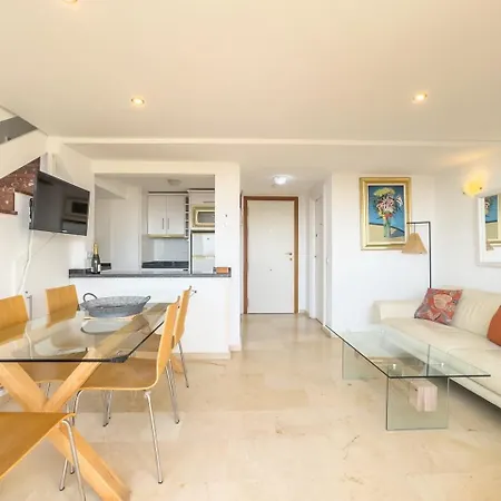 Skol 510a Front Line 2 Bedrooms Appartement