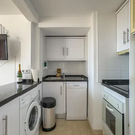 Skol 510a Front Line 2 Bedrooms Appartement