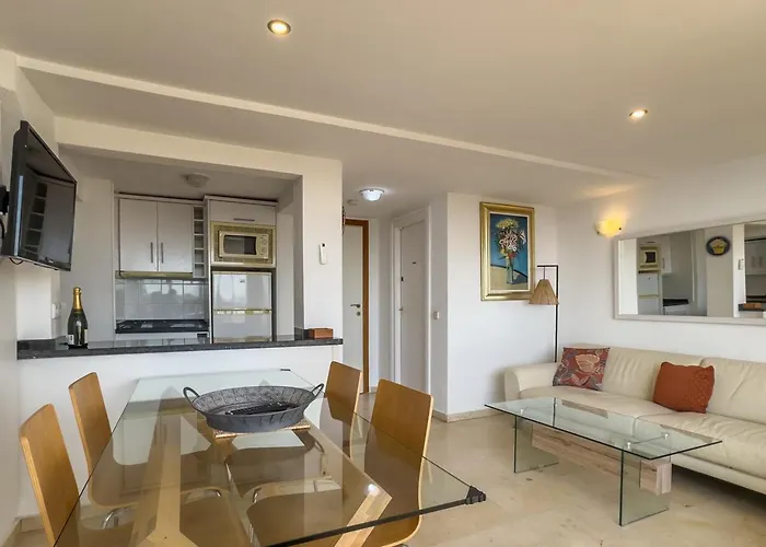 Skol 510a Front Line 2 Bedrooms *